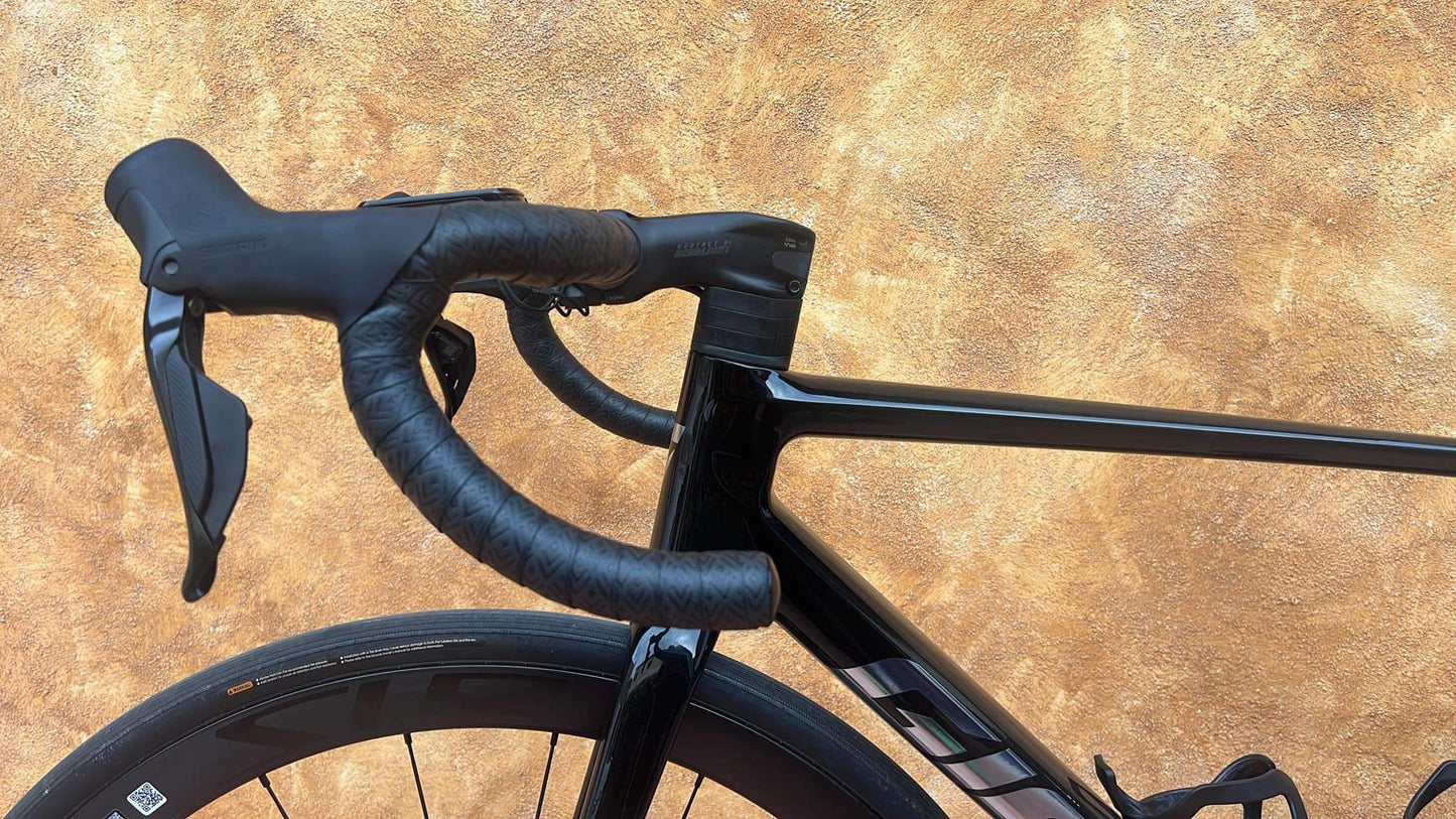 Coverstem NEW GIANT TCR & Defy, new Liv Langma & Avail - 2024 Pro models