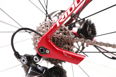 Direct mount hanger Ridley